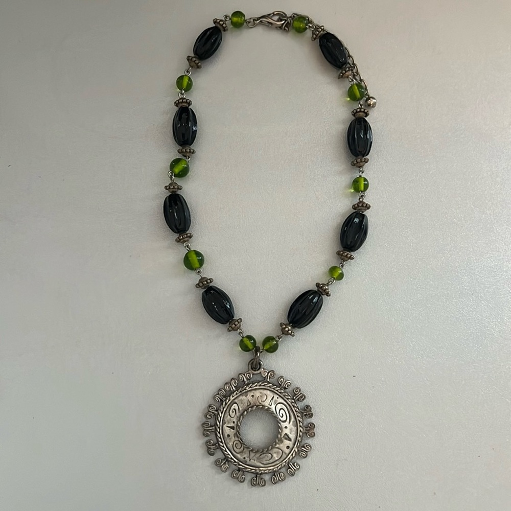 Green Black Gray Beaded Statement Necklace Pendant Chunky Short Strand Costume